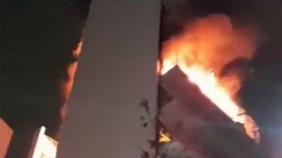 Cinco muertos tras un incendio en un edificio