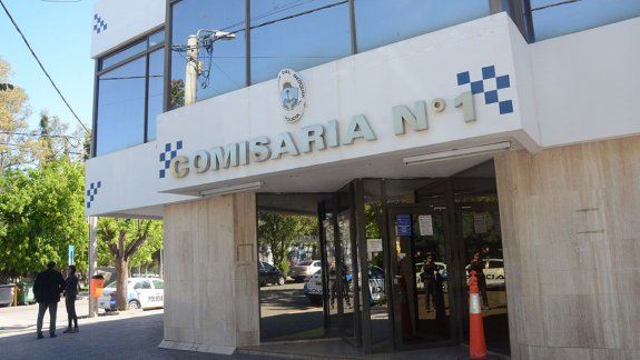 Insólito: le robaron todo el hielo a un repartidor en la previa de Argentina