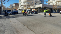 menor conducia una moto sin casco y protagonizo brutal choque