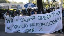 Los trabajadores del Servicio Meteorológico Nacional iniciaron un plan de lucha.