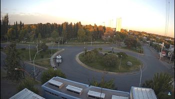 La temperatura alcanzaría los 33°C y podría haber presencia de viento durante la tarde.