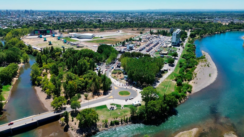 La Isla 132 un lugar preferido de los neuquinos.