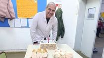 El Sanjua estaba radicado en Cinco Saltos y trabajaba en la docencia.