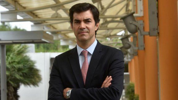con 800 puntos de riesgo pais, la argentina es inviable
