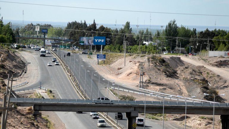 El puente está habilitado para hacer la circunvalación de Neuquén.
