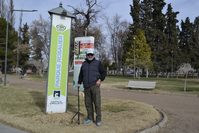 Lorenzo Ferreyra en su segunda casa, el Parque Rosauer. Feliz reencuentro.