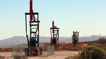 PECOM asumió como operador del clúster Campamento Central - Cañadón Perdido en Chubut. | LMCipolletti.com PECOM asumió como operador del clúster Campamento Central - Cañadón Perdido en Chubut.