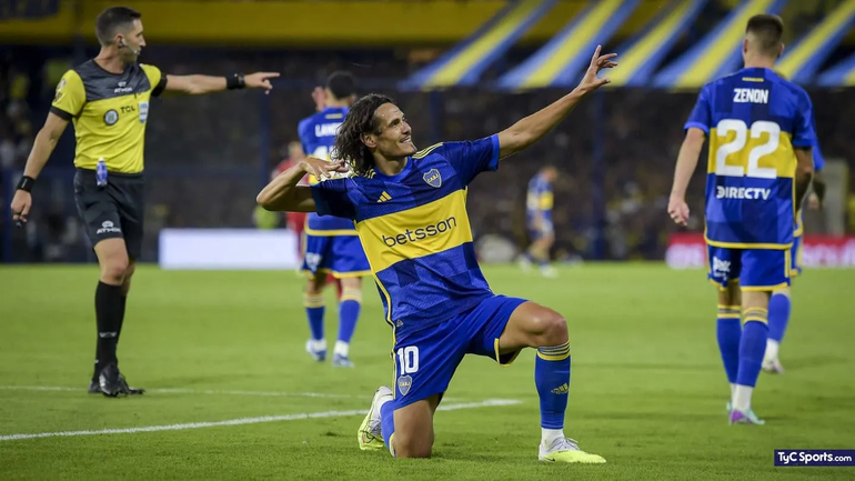 El Matador Cavani es el ídolo de Caffarena. El Matador Cavani es el ídolo de Caffarena.