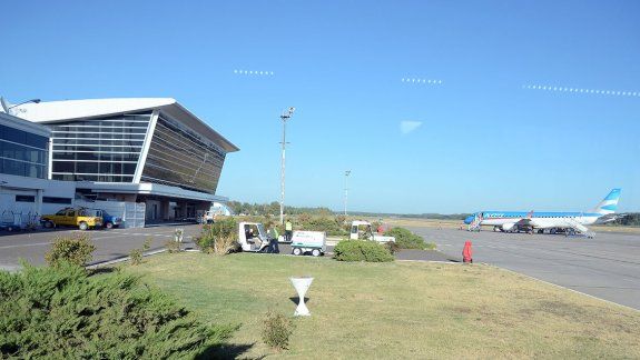 Una huelga en Aeroparque afecta vuelos a Neuquén