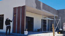 Una empresa constructora deberá indemnizar a su cliente con más de $26 millones por incumplir el contrato.