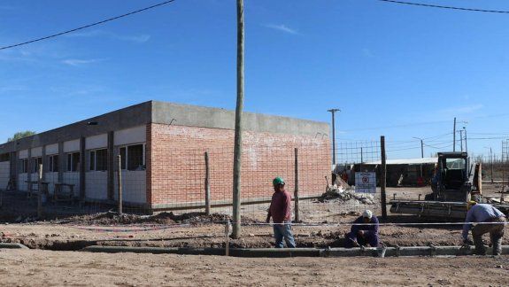 Avanza la construcción de la Subcomisaría en el DVN