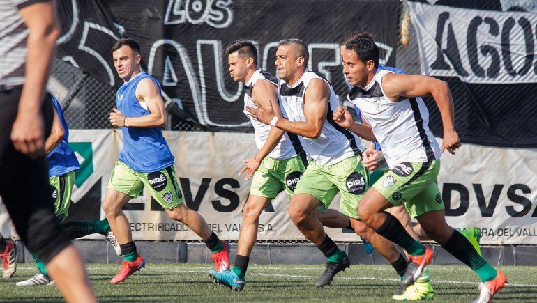 Cipolletti viajó a Bahía Blanca y se juega la 13ª fecha de la zona sur