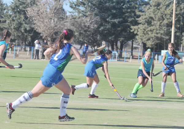Río Negro remontó en el Nacional