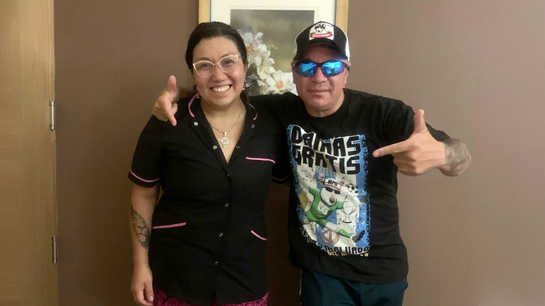 Dos grandes. Maru con Pablito Lescano, previo al show del sábado en la Fiesta de la Manzana.