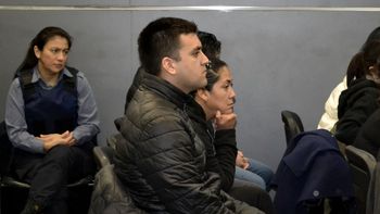 Los cuatro acusados por las torturas seguidas de muerte de Jorge Gatica esperan el veredicto del jurado popular, que se tiene que conocer este jueves. 