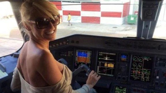 Vicky Xipolitakis enfrenta un juicio por el escándalo del avión