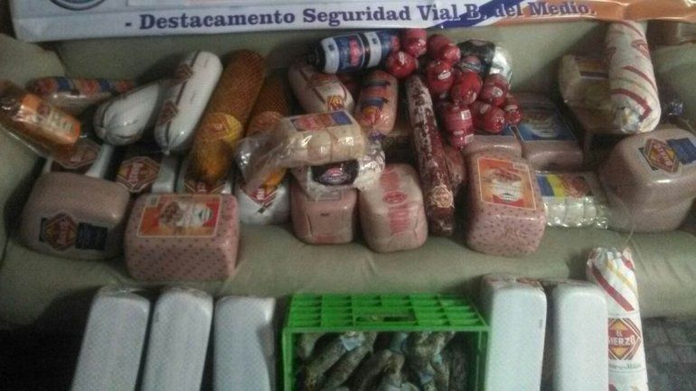 Decomisaron 100 kilos de fiambres que se iban a vender en un super chino