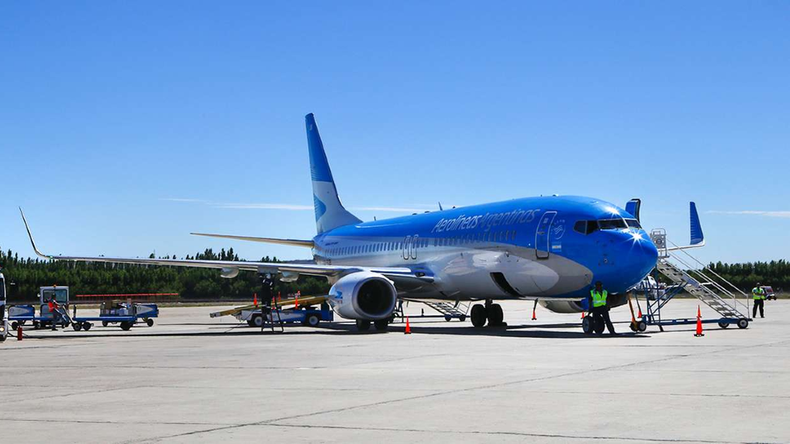 Sin dar explicaciones, Aerolíneas Argentinas resolvió eliminar el vuelo con escalas en Trelew, Comodoro Rivadavia y Río Gallegos.