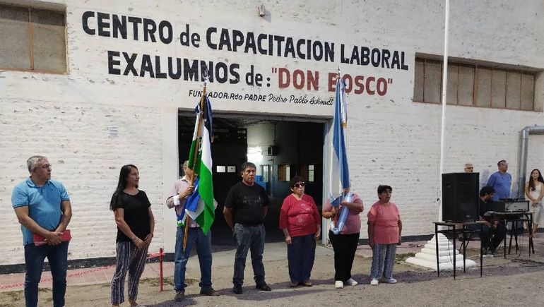 En la escuela de oficios se anotan m&aacute;s de 2000 alumnos, pero solo hay 350 cupos.