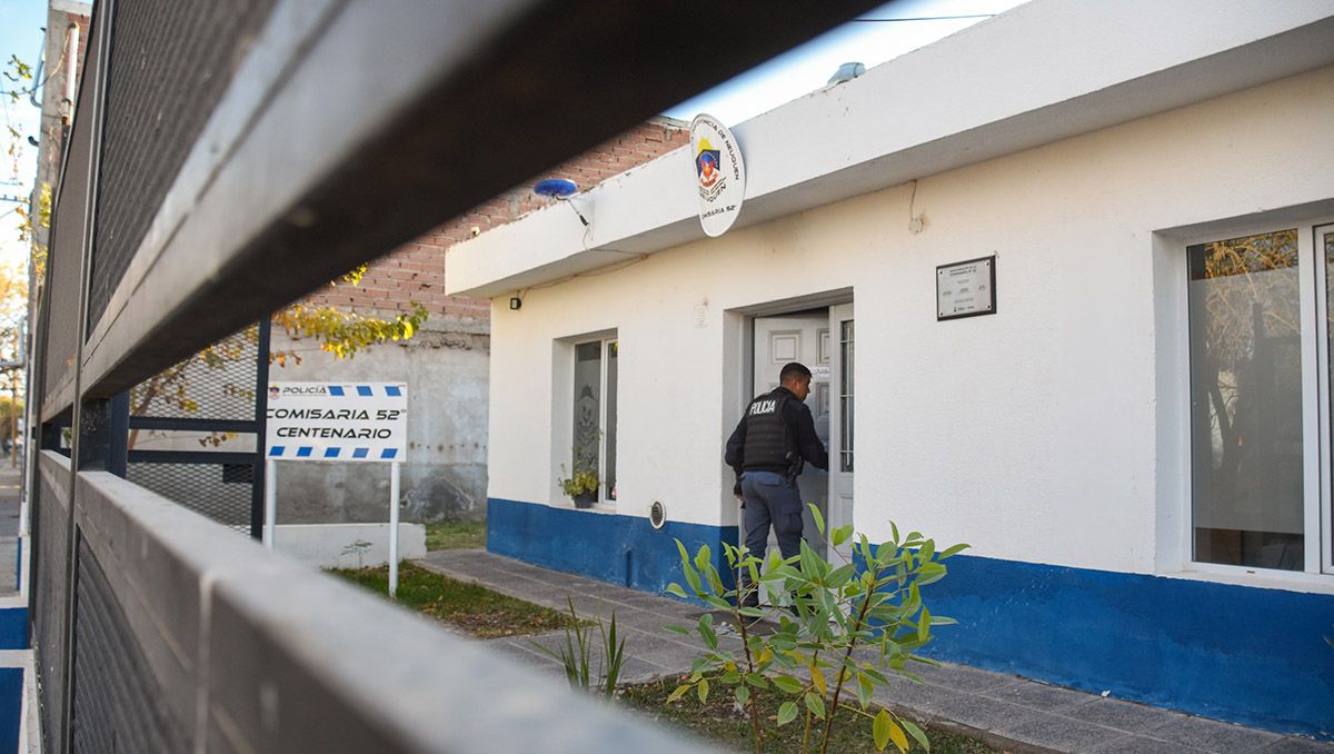 Femicidio en Centenario: mataron a una mujer de un disparo