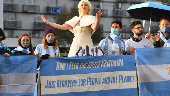Eva Perón apoyó a Alberto en Glasgow y pidió el canje ecológico