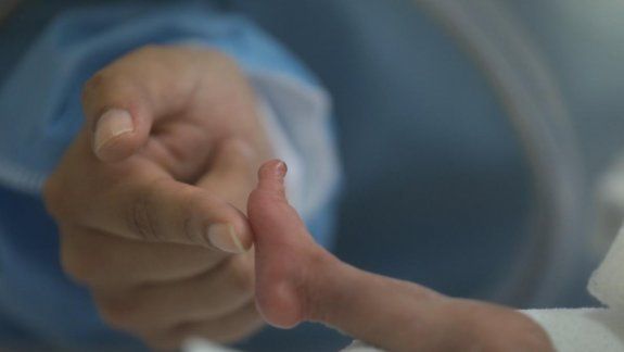 Un bebé nació con sífilis: brote y alarma por la suba de casos