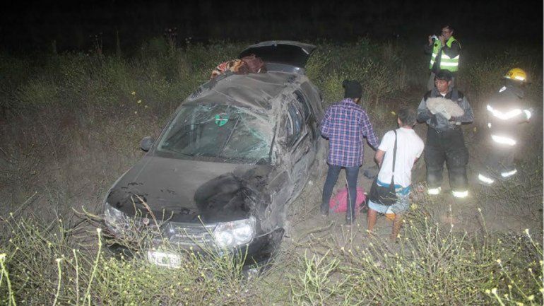 Una familia de Fernández Oro resultó herida en un choque sobre la Ruta 40