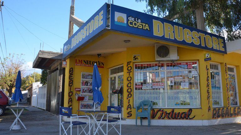 Con un bate, una kiosquera de Neuquén echó a los ladrones