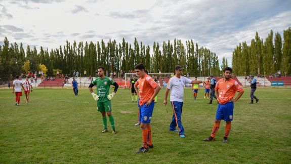 Roca descendió en cancha y dará pelea en el escritorio