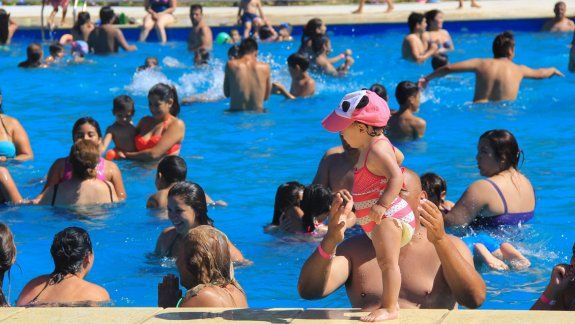 La pileta de la Isla Jordán, siempre una opción para refrescarse.