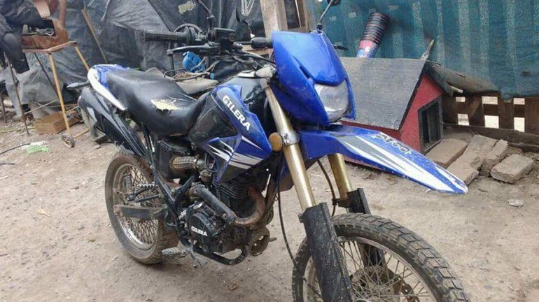 Le robaron la moto y tuvo que pagar $3 mil para recuperarla