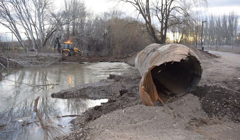 Reconstruyeron El Puente De La Isla Jordán Que Se Llevó La Crecida