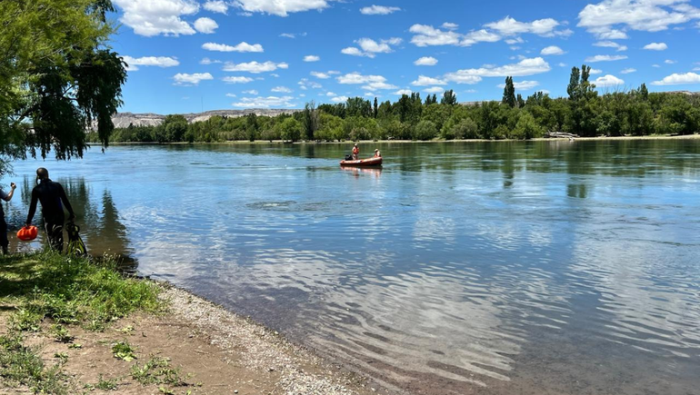 El fuerte caudal del río era considerado malo por la sociedad, por eso los pueblos se desarrollaron a cierta distancia del río. El fuerte caudal del río era considerado malo por la sociedad, por eso los pueblos se desarrollaron a cierta distancia del río.