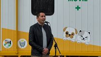 El intendente de 25 de Mayo, admitió deudas, pero se enojó por las críticas a su gestión.