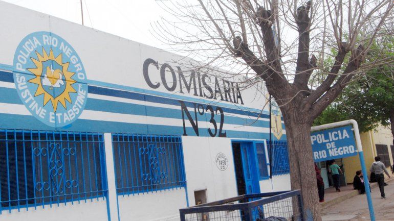 La Comisaría 32 colabora en la investigación del violento incidente.