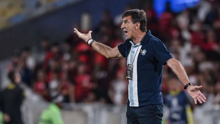 Racing atraviesa problemas con un futbolista.