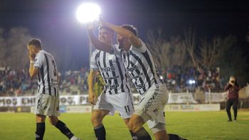 ¡triunfazo! cipo le gano a olimpo con un grito de su goleador favio cabral