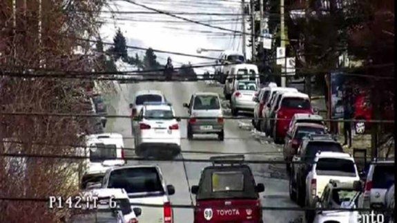Video: fuga y choque en pleno centro de Bariloche