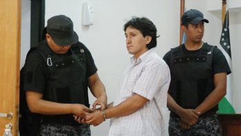 el asesino de claudio araya ataco a facazos a otro recluso: esta grave 