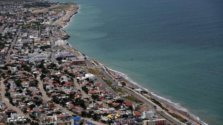 Investigarán impacto del cambio del nivel del mar en los acantilados de Las Grutas