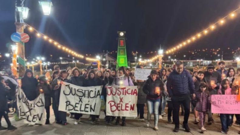 La familia de Belén Arce apunta a la Justicia de Santa Cruz y sostiene que la joven de 27 años fue víctima de un sistema que no le dio respuestas ante el hostigamiento que sufría. 