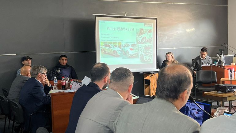 La camioneta de Gutiérrez tuvo múltiples alteraciones: le encontraron hasta un destornillador