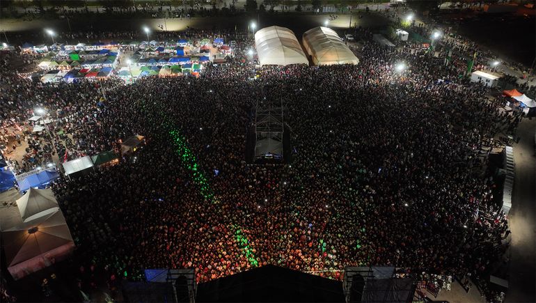 El predio de la Fiesta agotó su capacidad y muchos quedaron afuera