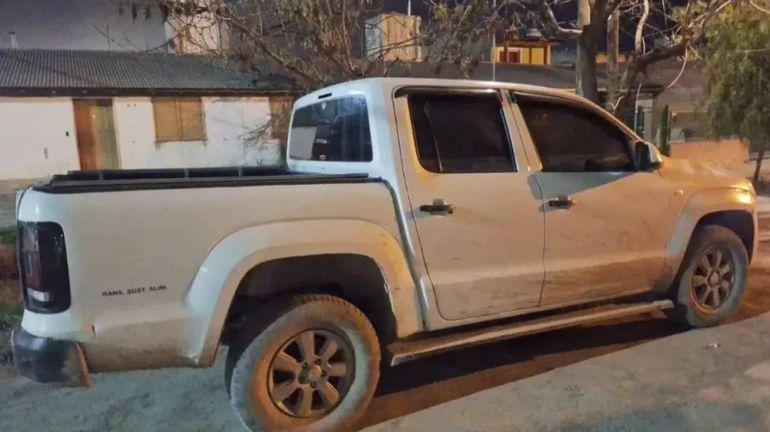 La camioneta que los vecinos notaron sospechosa.