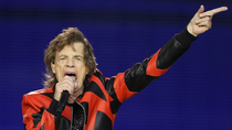 mick jagger modifico miss you y se lo dedico a las fans argentinas ¿que dice?