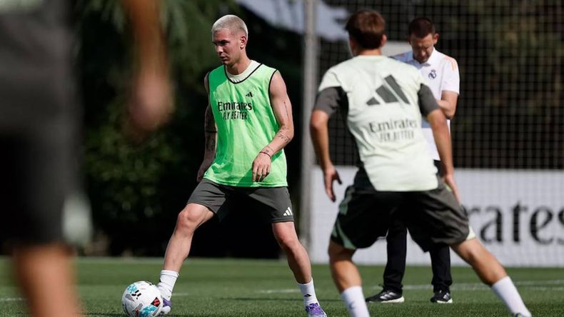 La felicidad de Franco Mastantuono tras completar su primer entrenamiento con el Real Madrid