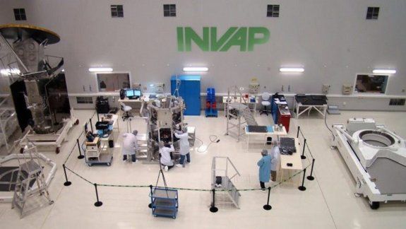 Aislaron una oficina completa del INVAP por un caso sospechoso 