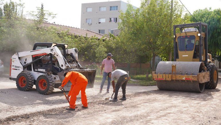La obra de pavimento en el barrio Santa Clara llegó a un 95% de avance