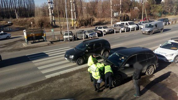 Andaba en una camioneta de alta gama robada y lo atraparon