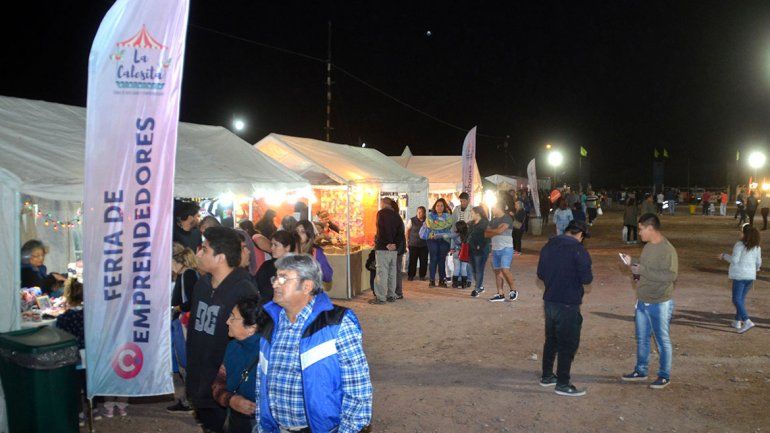 Artesanos de la ciudad coparon  la fiesta